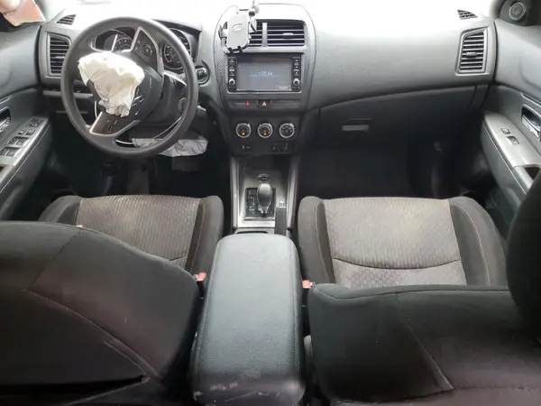 JA4AR3AU6JZ005109 2018 MITSUBISHI OUTLANDER - Image 8