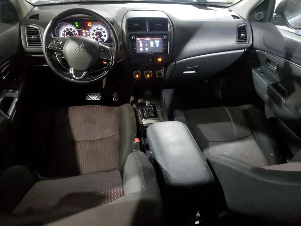 JA4AR3AU6JZ025358 2018 MITSUBISHI OUTLANDER - Image 8