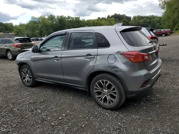 JA4AR3AU6KU004492 2019 MITSUBISHI OUTLANDER - Image 2