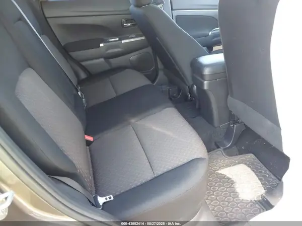 JA4AR3AU6KU009062 2019 MITSUBISHI OUTLANDER - Image 8