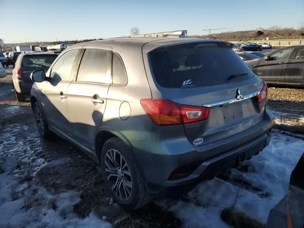 JA4AR3AU6KU012043 2019 MITSUBISHI OUTLANDER - Image 2