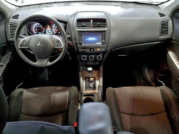 JA4AR3AU6KU014987 2019 MITSUBISHI OUTLANDER - Image 8