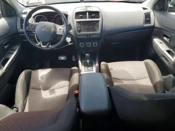 JA4AR3AU6KU016805 2019 MITSUBISHI OUTLANDER - Image 8