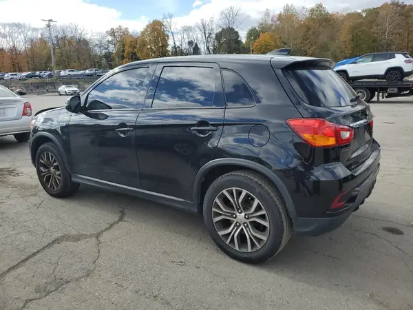 JA4AR3AU6KU020174 2019 MITSUBISHI OUTLANDER - Image 2
