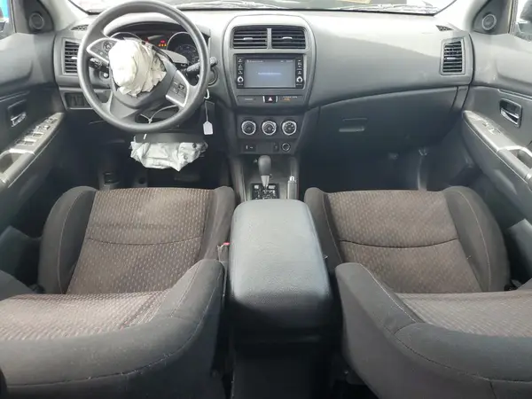 JA4AR3AU6KU023964 2019 MITSUBISHI OUTLANDER - Image 8