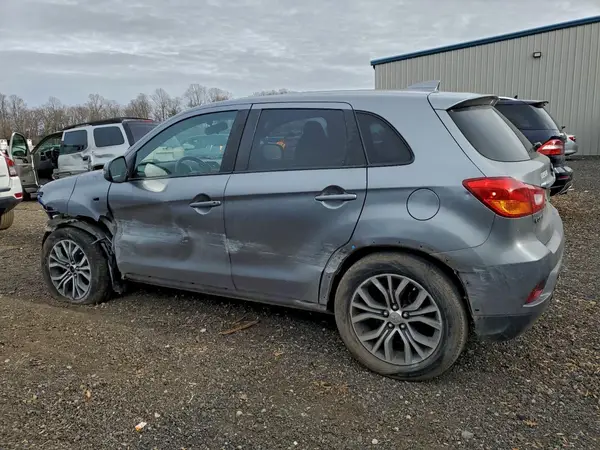 JA4AR3AU6KU024158 2019 MITSUBISHI OUTLANDER - Image 2