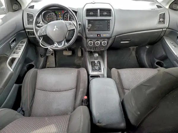 JA4AR3AU6KU024158 2019 MITSUBISHI OUTLANDER - Image 8