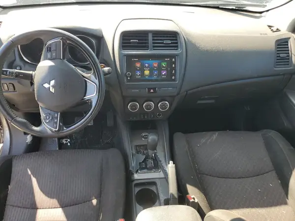 JA4AR3AU6KU027240 2019 MITSUBISHI OUTLANDER - Image 8