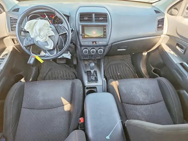 JA4AR3AU6KU027366 2019 MITSUBISHI OUTLANDER - Image 8