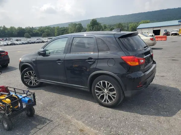 JA4AR3AU6KU031434 2019 MITSUBISHI OUTLANDER - Image 2