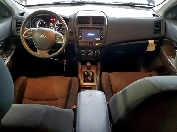 JA4AR3AU6KU034253 2019 MITSUBISHI OUTLANDER - Image 8