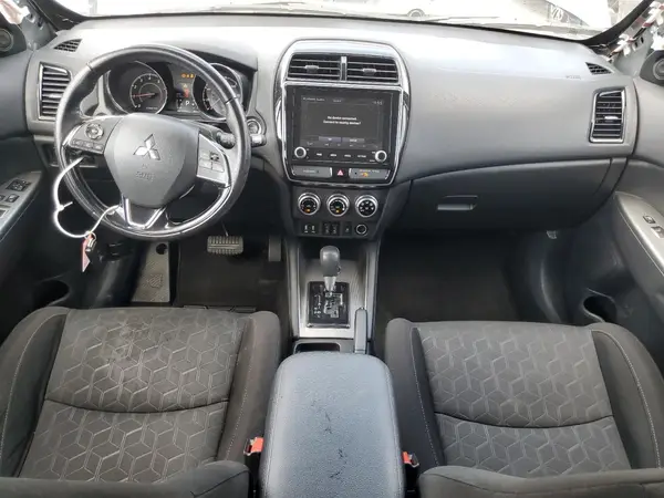JA4AR3AU6LU010651 2020 MITSUBISHI OUTLANDER - Image 8