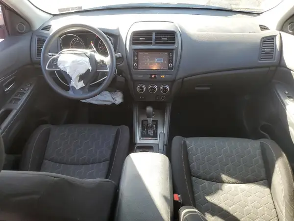 JA4AR3AU6LU011380 2020 MITSUBISHI OUTLANDER - Image 8