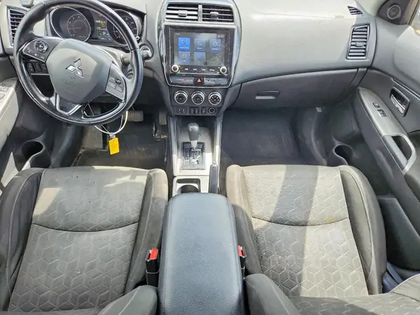 JA4AR3AU6LU017910 2020 MITSUBISHI OUTLANDER - Image 8