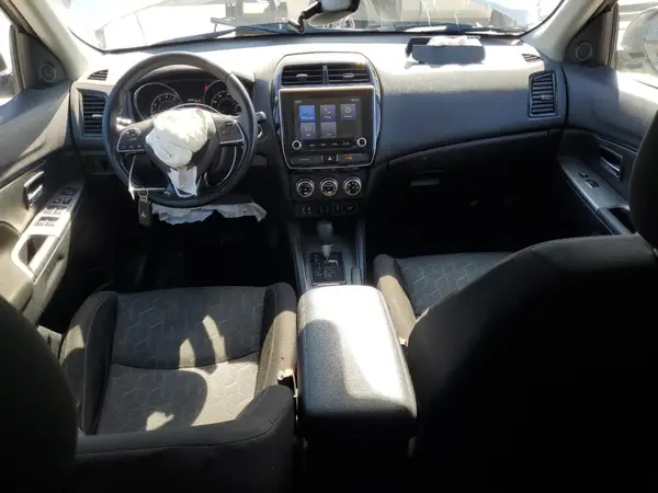 JA4AR3AU6LU020838 2020 MITSUBISHI OUTLANDER - Image 8