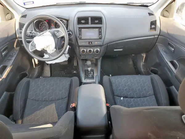 JA4AR3AU6LU025134 2020 MITSUBISHI OUTLANDER - Image 8