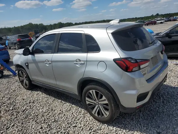 JA4AR3AU6LU025523 2020 MITSUBISHI OUTLANDER - Image 2