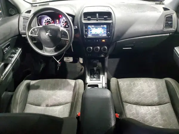 JA4AR3AU6LU026624 2020 MITSUBISHI OUTLANDER - Image 8