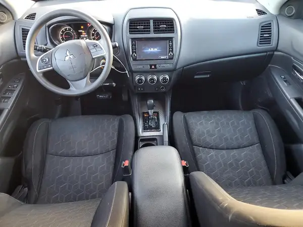JA4AR3AU6LU028924 2020 MITSUBISHI OUTLANDER - Image 8
