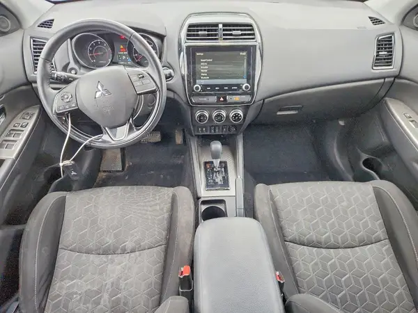JA4AR3AU6LU031239 2020 MITSUBISHI OUTLANDER - Image 8