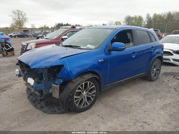 JA4AR3AU7HZ001449 2017 MITSUBISHI OUTLANDER - Image 2