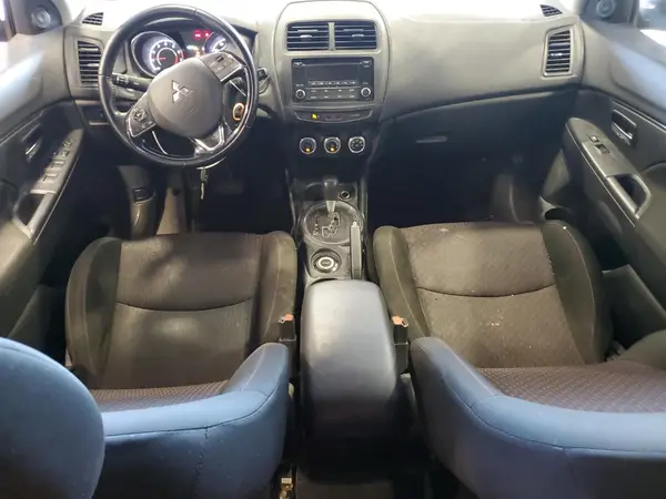 JA4AR3AU7HZ020633 2017 MITSUBISHI OUTLANDER - Image 8
