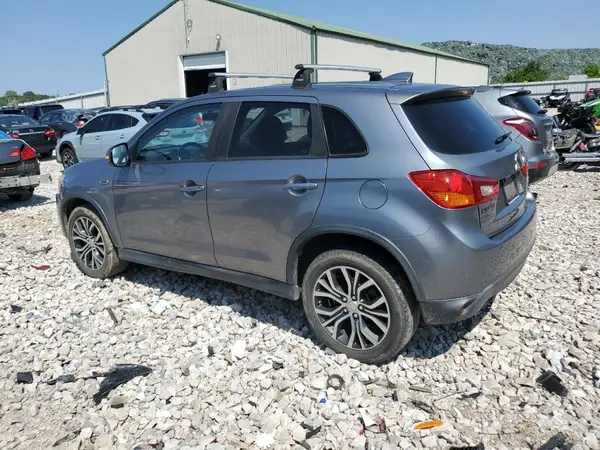JA4AR3AU7HZ025217 2017 MITSUBISHI OUTLANDER - Image 2