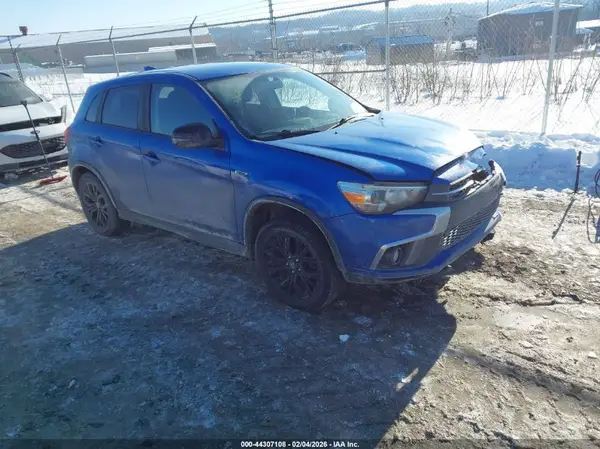 JA4AR3AU7JU007240 2018 MITSUBISHI OUTLANDER - Image 1
