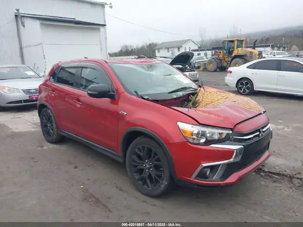 JA4AR3AU7JU007786 2018 MITSUBISHI OUTLANDER - Image 1