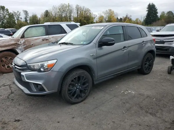 JA4AR3AU7JU014897 2018 MITSUBISHI OUTLANDER - Image 1