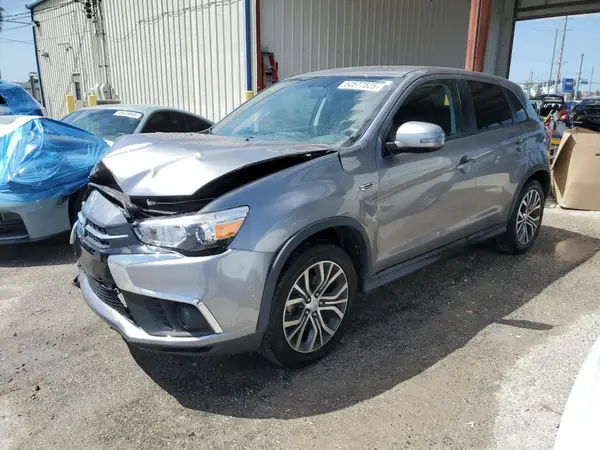 JA4AR3AU7JU025687 2018 MITSUBISHI OUTLANDER - Image 1