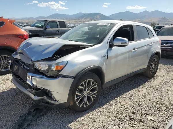 JA4AR3AU7JZ002588 2018 MITSUBISHI OUTLANDER - Image 1