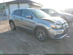 JA4AR3AU7JZ032240 2018 MITSUBISHI OUTLANDER