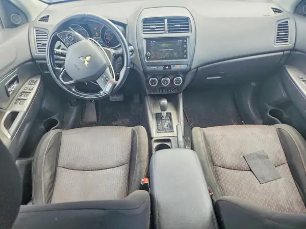 JA4AR3AU7KU002315 2019 MITSUBISHI OUTLANDER - Image 8