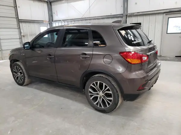 JA4AR3AU7KU005585 2019 MITSUBISHI OUTLANDER - Image 2