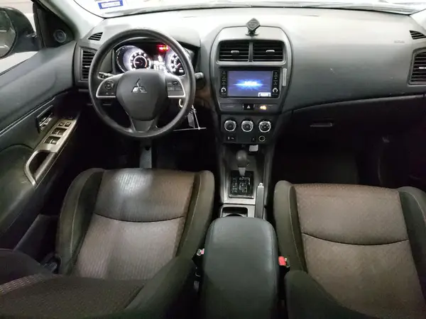 JA4AR3AU7KU005585 2019 MITSUBISHI OUTLANDER - Image 8