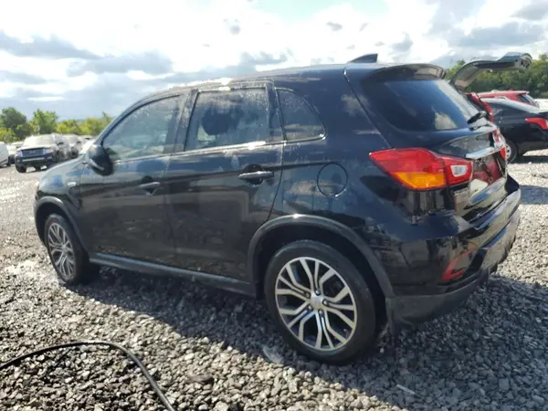 JA4AR3AU7KU006218 2019 MITSUBISHI OUTLANDER - Image 2