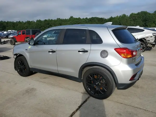 JA4AR3AU7KU014674 2019 MITSUBISHI OUTLANDER - Image 2