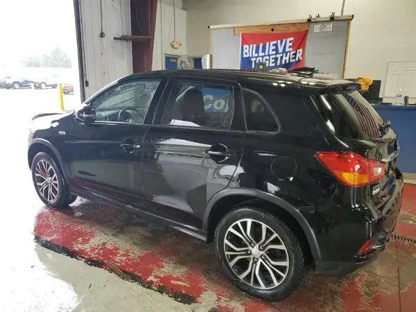 JA4AR3AU7KU014870 2019 MITSUBISHI OUTLANDER - Image 2