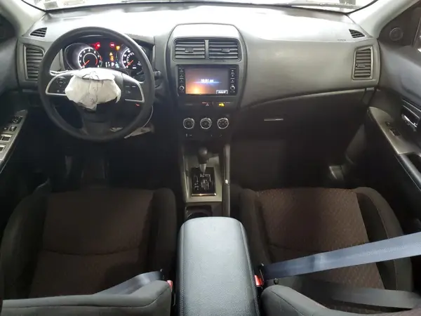 JA4AR3AU7KU014870 2019 MITSUBISHI OUTLANDER - Image 8