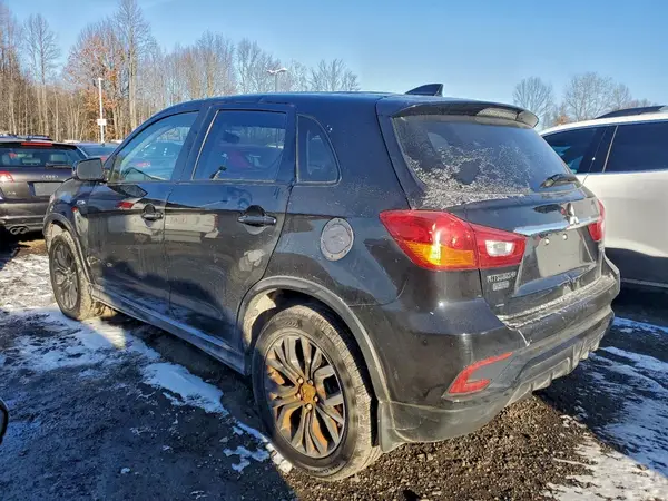 JA4AR3AU7KU015601 2019 MITSUBISHI OUTLANDER - Image 2