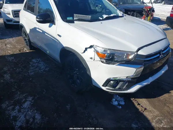 JA4AR3AU7KU022435 2019 MITSUBISHI OUTLANDER - Image 1
