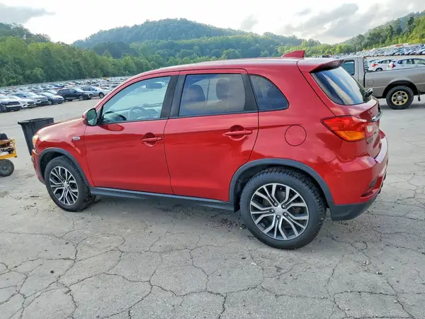 JA4AR3AU7KU026341 2019 MITSUBISHI OUTLANDER - Image 2