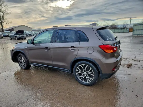 JA4AR3AU7KU029708 2019 MITSUBISHI OUTLANDER - Image 2