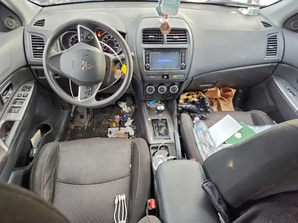 JA4AR3AU7KU029708 2019 MITSUBISHI OUTLANDER - Image 8