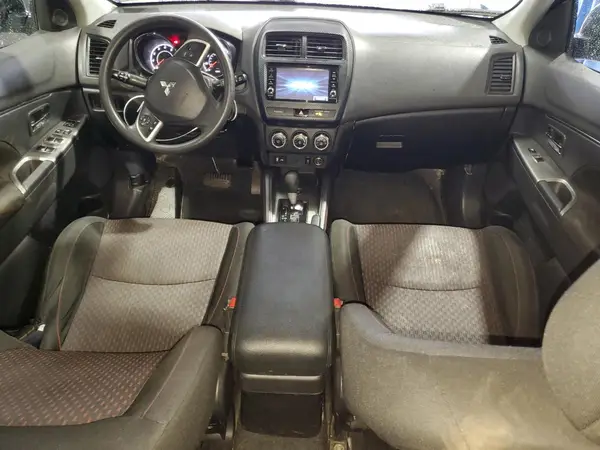 JA4AR3AU7KU030650 2019 MITSUBISHI OUTLANDER - Image 8
