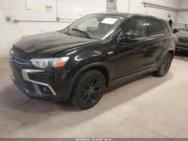 JA4AR3AU7KU032124 2019 MITSUBISHI OUTLANDER - Image 2