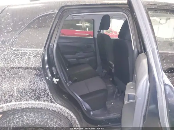 JA4AR3AU7KU032124 2019 MITSUBISHI OUTLANDER - Image 8