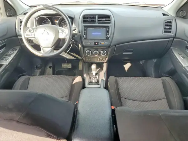 JA4AR3AU7KU033659 2019 MITSUBISHI OUTLANDER - Image 8