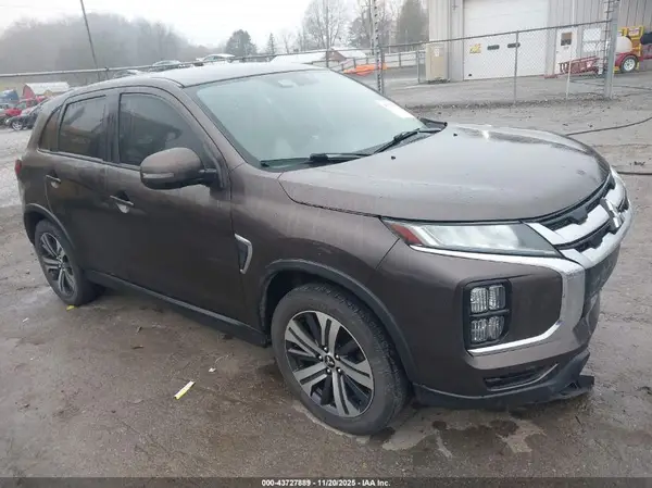 JA4AR3AU7LU003370 2020 MITSUBISHI OUTLANDER - Image 1